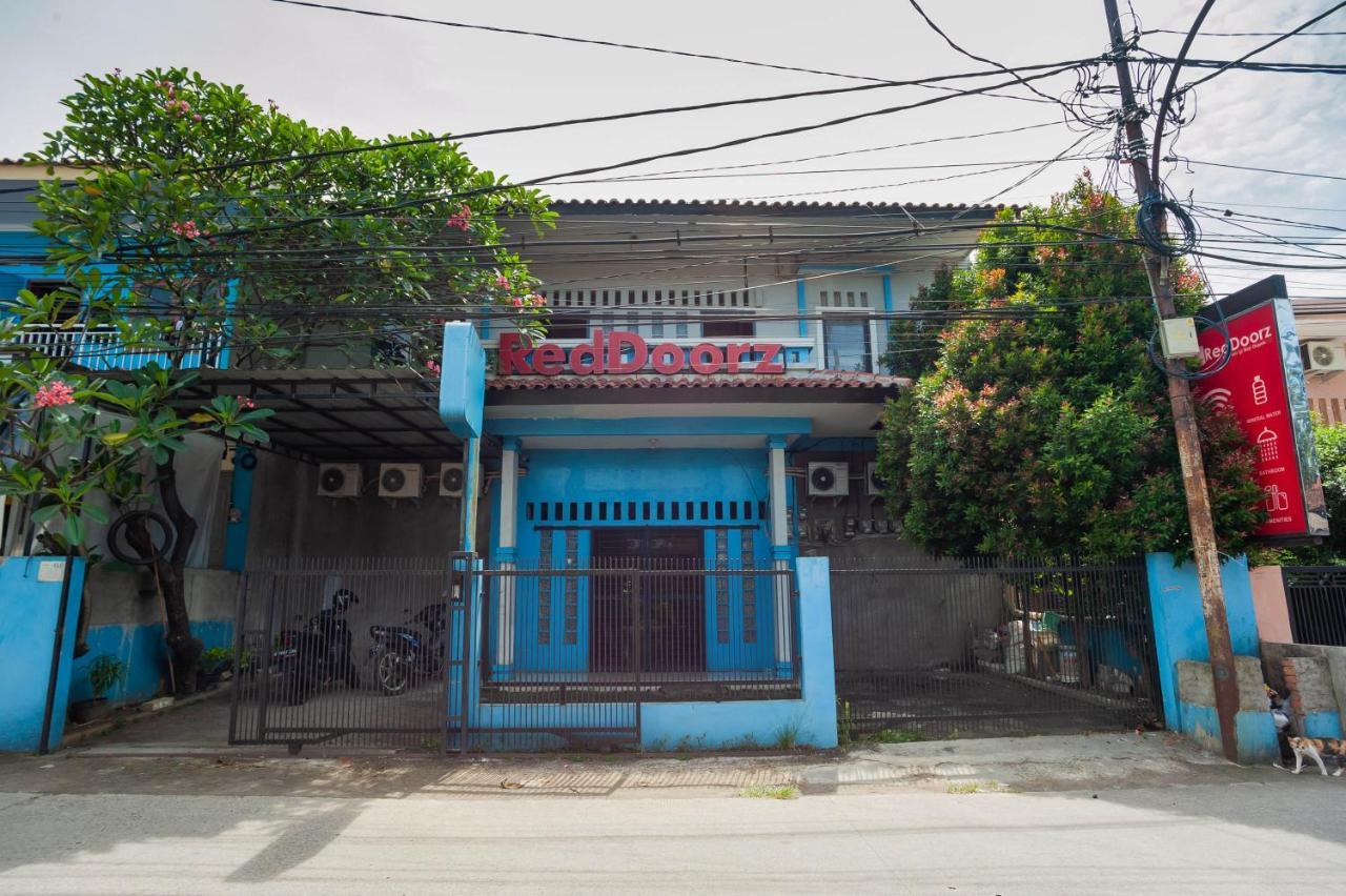 Reddoorz Near Margonda Raya Hotel Депок Екстериор снимка